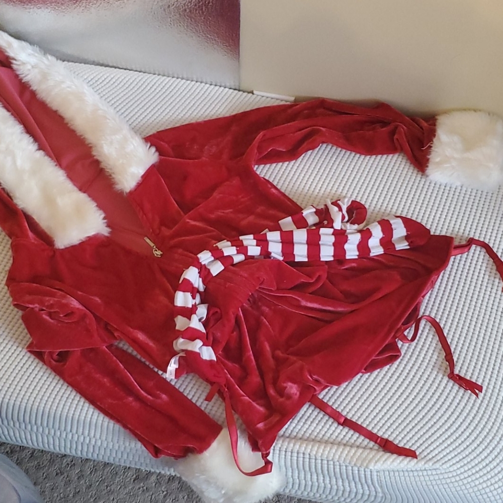 La vie en rose Santa lingerie outfit